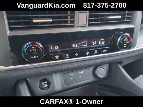 Used 2024 Nissan Rogue SV image 16