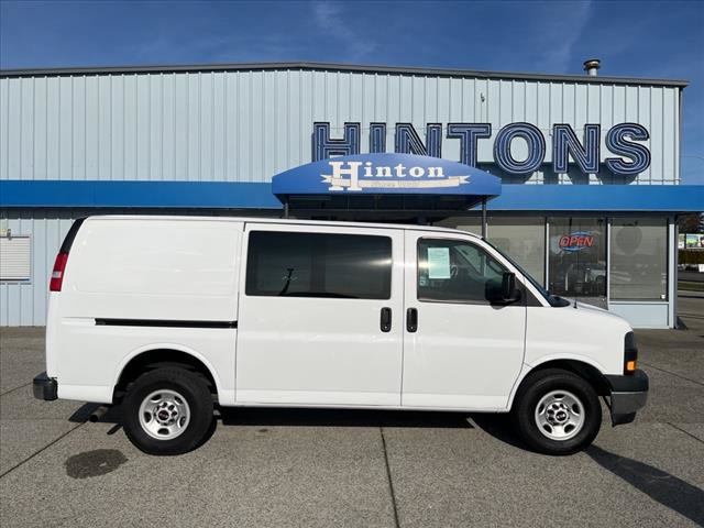 Used 2018 GMC Savana 2500 w/ Driver Convenience Package RWD image 2