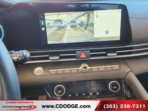 Used 2025 Hyundai Elantra SEL image 15