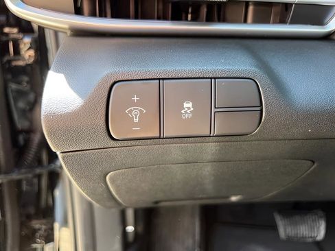 Used 2025 Hyundai Elantra Sport image 20