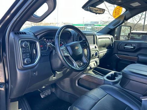 Used 2023 Chevrolet Silverado 2500 High Country w/ LPO, Dark Essentials Package image 17