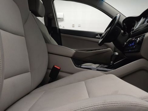 Used 2018 Hyundai Tucson Value FWD image 21