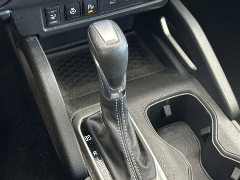 Certified 2022 Nissan Frontier SV image 20