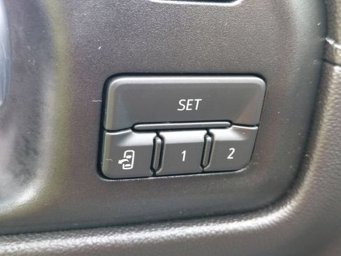 Used 2019 Chevrolet Silverado 1500 High Country AWD/4WD image 18