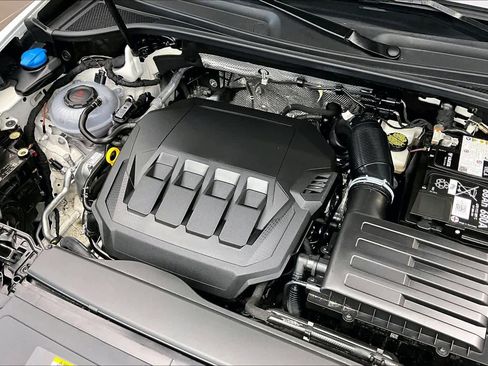 Certified 2025 Audi Q3 2.0T Premium Plus w/ Premium Plus Package image 30