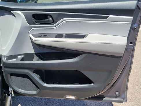 Used 2020 Honda Odyssey EX image 17