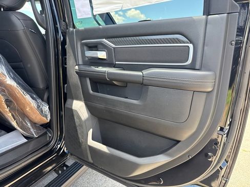 New 2025 RAM 2500 Big Horn AWD/4WD image 26