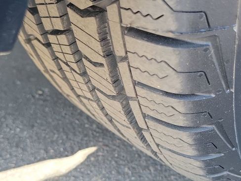 Used 2024 Nissan Altima 2.5 SV image 25