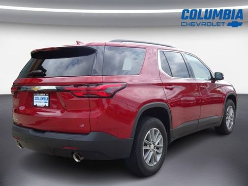 Used 2023 Chevrolet Traverse LT FWD image 3