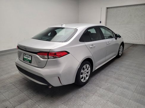 Used 2022 Toyota Corolla LE FWD image 9