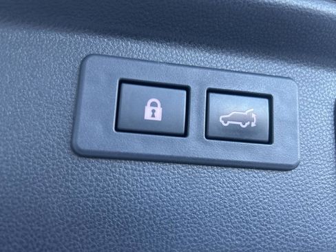 Certified 2022 Subaru Forester Limited image 10