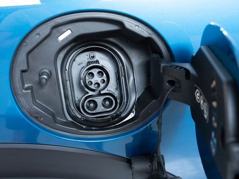 Used 2023 MINI Cooper SE image 6