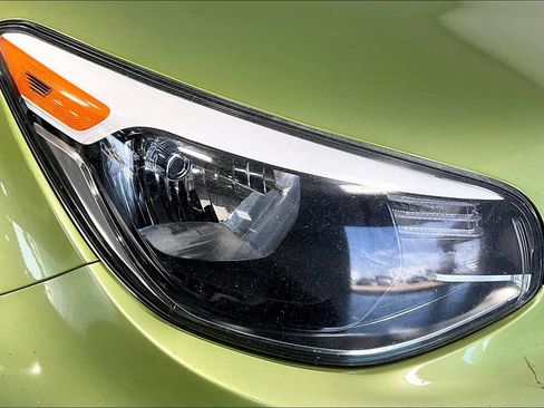 Used 2017 Kia Soul + image 26