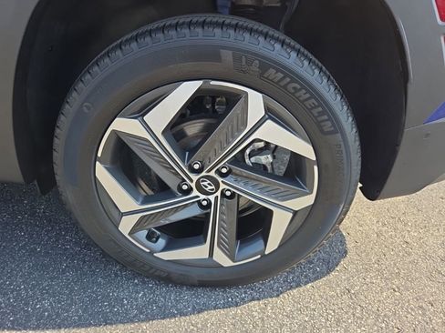 Used 2023 Hyundai Tucson Limited w/ Cargo Package image 16