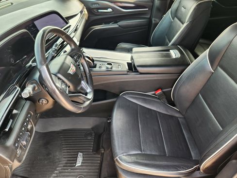 Used 2021 Cadillac Escalade Sport w/ LPO, ONYX Package AWD/4WD image 15