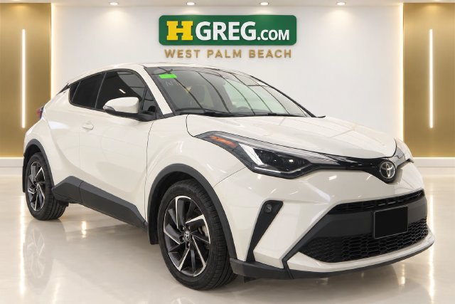 Used 2020 Toyota C-HR Limited FWD image 4