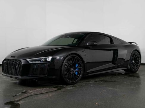 Used 2017 Audi R8 V10 plus image 4