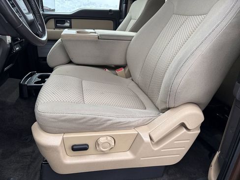 Used 2012 Ford F150 XLT w/ XLT Chrome Pkg image 11