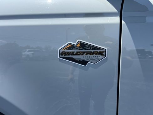 Certified 2024 Ford Bronco Wildtrak image 9