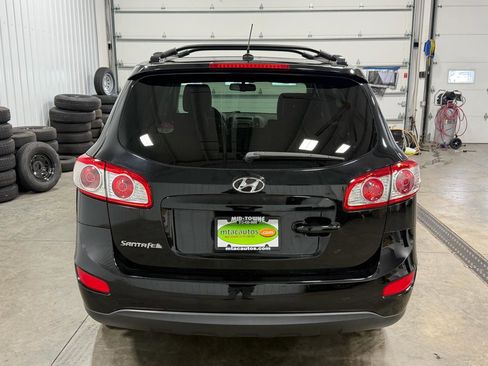 Used 2012 Hyundai Santa Fe SE image 18