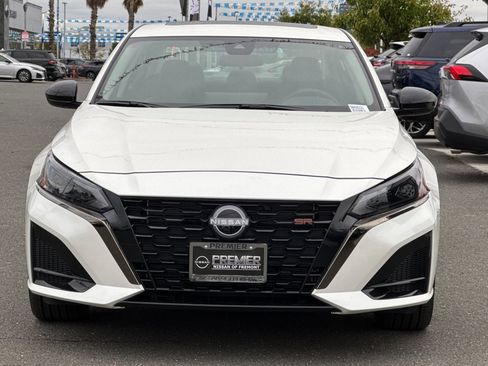 New 2025 Nissan Altima 2.5 SR w/ SR Premium Package image 6