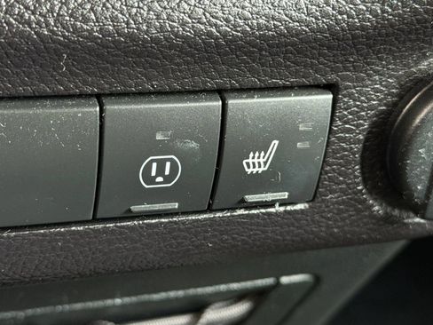Used 2018 Jeep Wrangler Unlimited Rubicon w/ Cold Weather Group AWD/4WD image 27