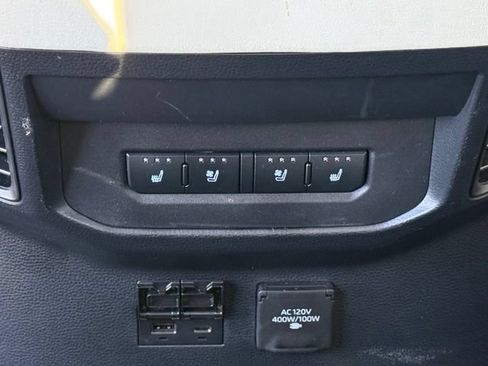 Used 2023 Toyota Tundra Capstone AWD/4WD image 14
