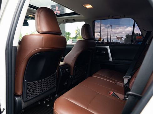 Used 2021 Toyota 4Runner Limited image 21