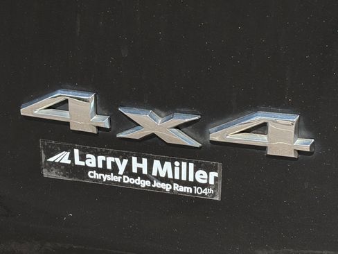 Used 2015 Jeep Cherokee Latitude image 29