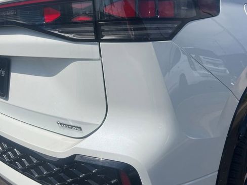 Used 2026 Volkswagen Tiguan SEL R-Line image 10