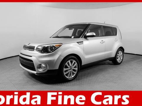 Used 2018 Kia Soul + FWD image 1