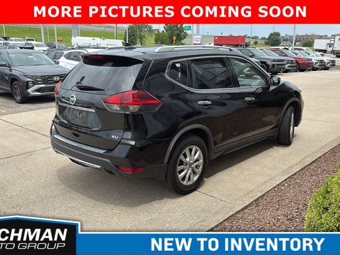 Used 2018 Nissan Rogue SV FWD image 7