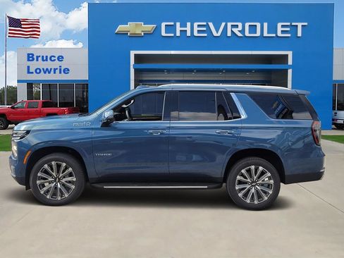 New 2026 Chevrolet Tahoe High Country w/ Sun And Tow Package AWD/4WD image 2