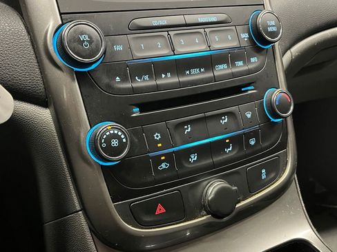 Used 2016 Chevrolet Malibu LS image 10