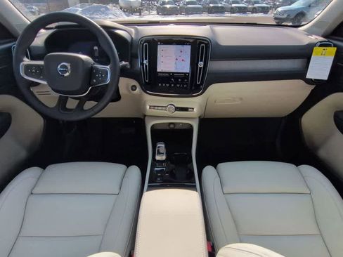 New 2026 Volvo XC40 B5 Ultra w/ Protection Package Premier image 15