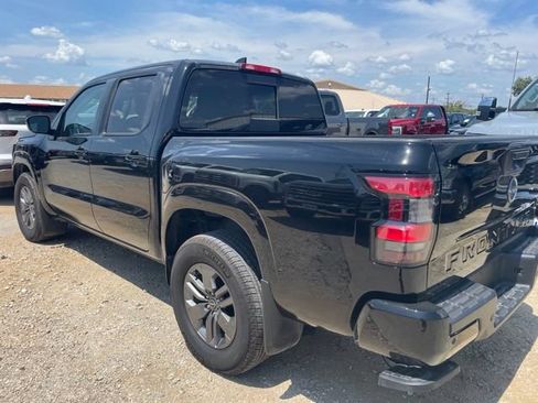 Used 2025 Nissan Frontier SV RWD image 6