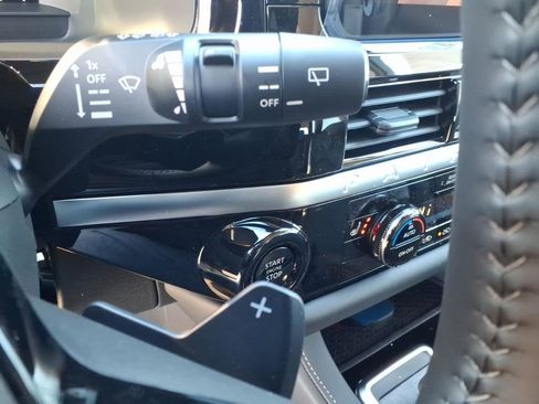 New 2026 Nissan Pathfinder SL image 22