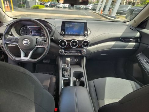 Used 2022 Nissan Sentra SV w/ All-Weather Package FWD image 12