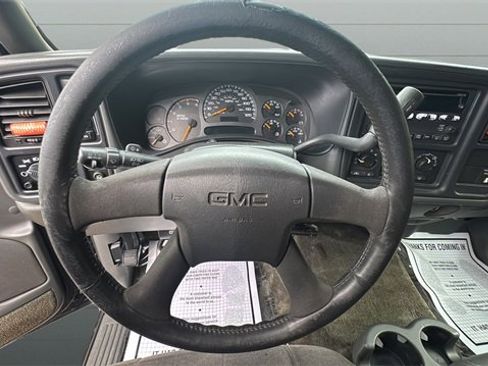 Used 2004 GMC Sierra 2500 SLE w/ Heavy-Duty Power Package image 12