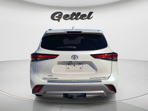 Used 2021 Toyota Highlander Platinum image 31