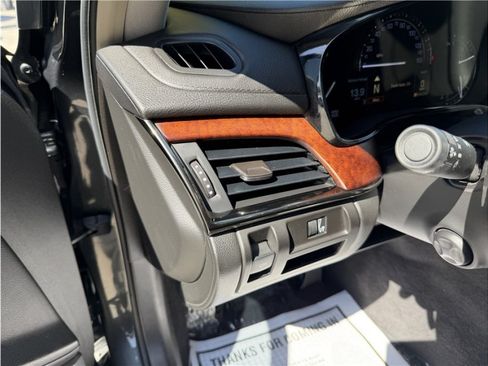 Used 2018 Cadillac CTS Luxury RWD image 34