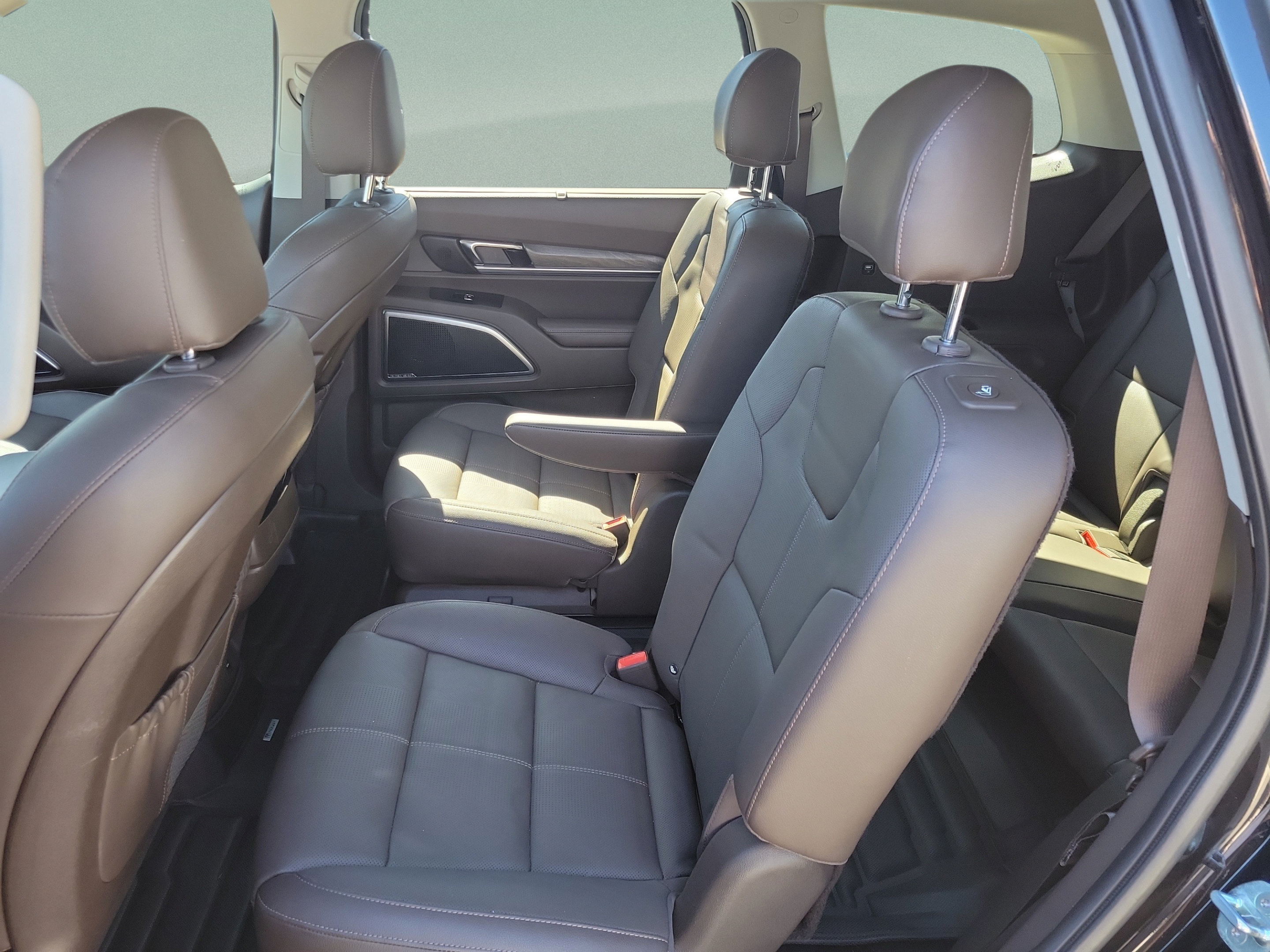 Used 2021 Kia Telluride SX w/ Nightfall Edition Package AWD/4WD image 13