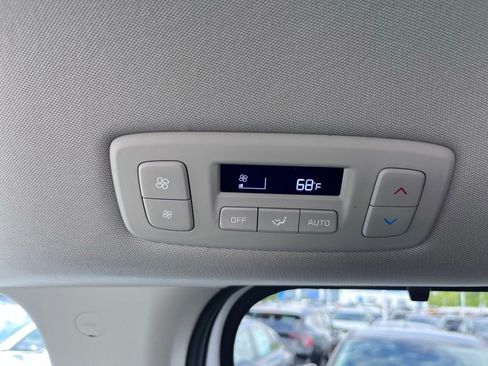 Used 2024 Kia Carnival SX FWD image 27