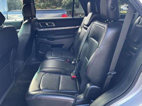 Used 2016 Ford Explorer Sport image 8