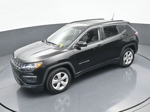 Used 2019 Jeep Compass Latitude w/ Popular Equipment Group image 45