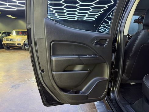 Used 2017 GMC Canyon Denali AWD/4WD image 18