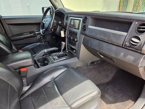 Used 2010 Jeep Commander Sport w/ Sun/Sound Group AWD/4WD image 9