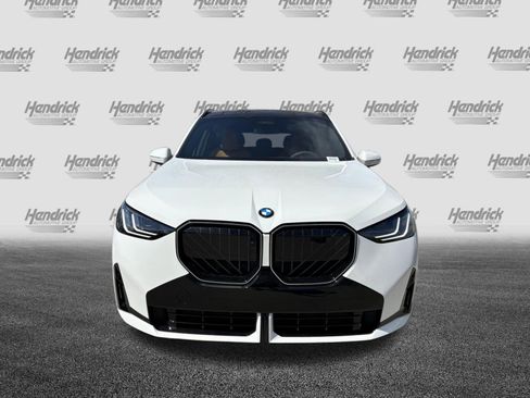 New 2026 BMW X3 xDrive30 w/ Premium Package image 3