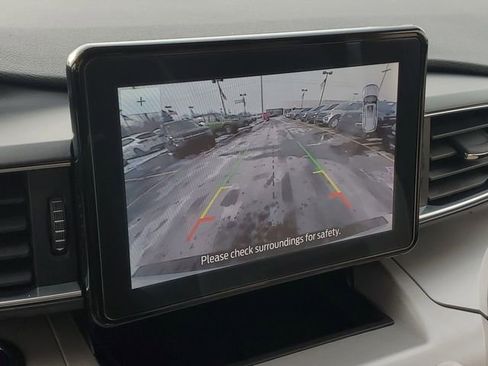 Certified 2023 Ford Explorer XLT w/ Equipment Group 202A image 20