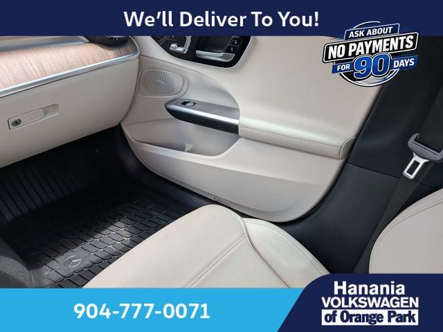 Used 2024 Mercedes-Benz C 300 4MATIC Sedan image 19